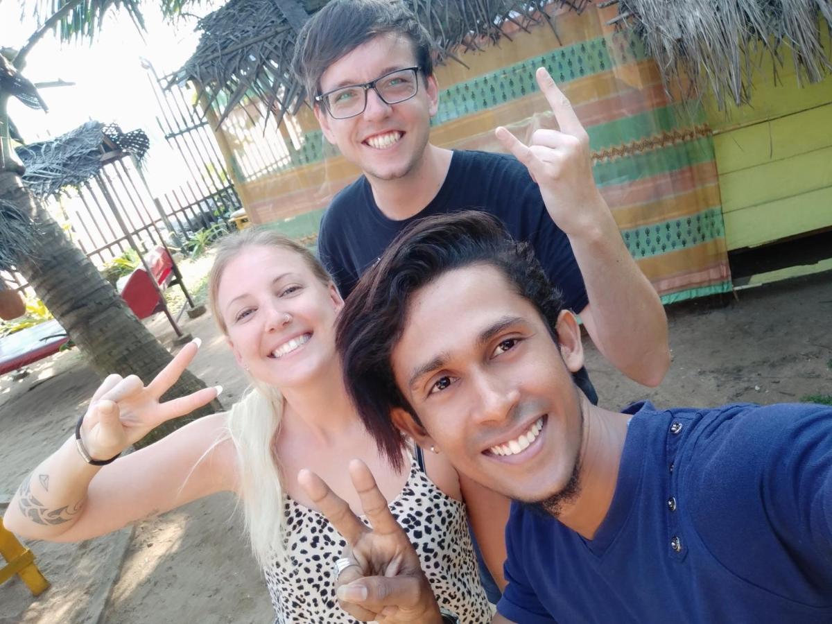 Rosa Shashi Cabanas Galle Bagian luar foto