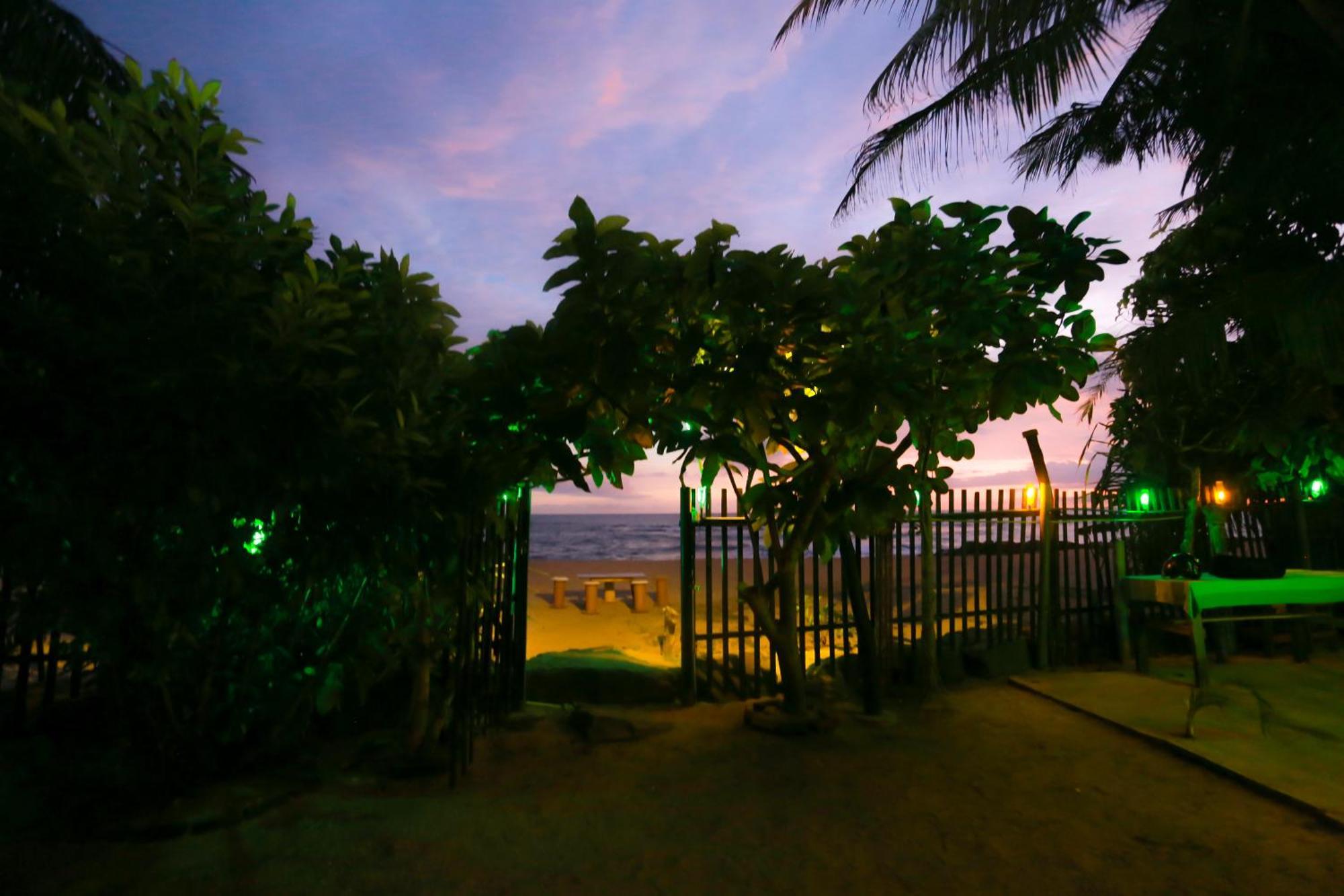 Rosa Shashi Cabanas Galle Bagian luar foto