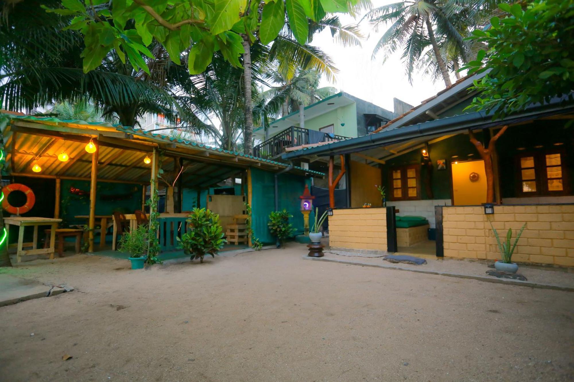 Rosa Shashi Cabanas Galle Bagian luar foto
